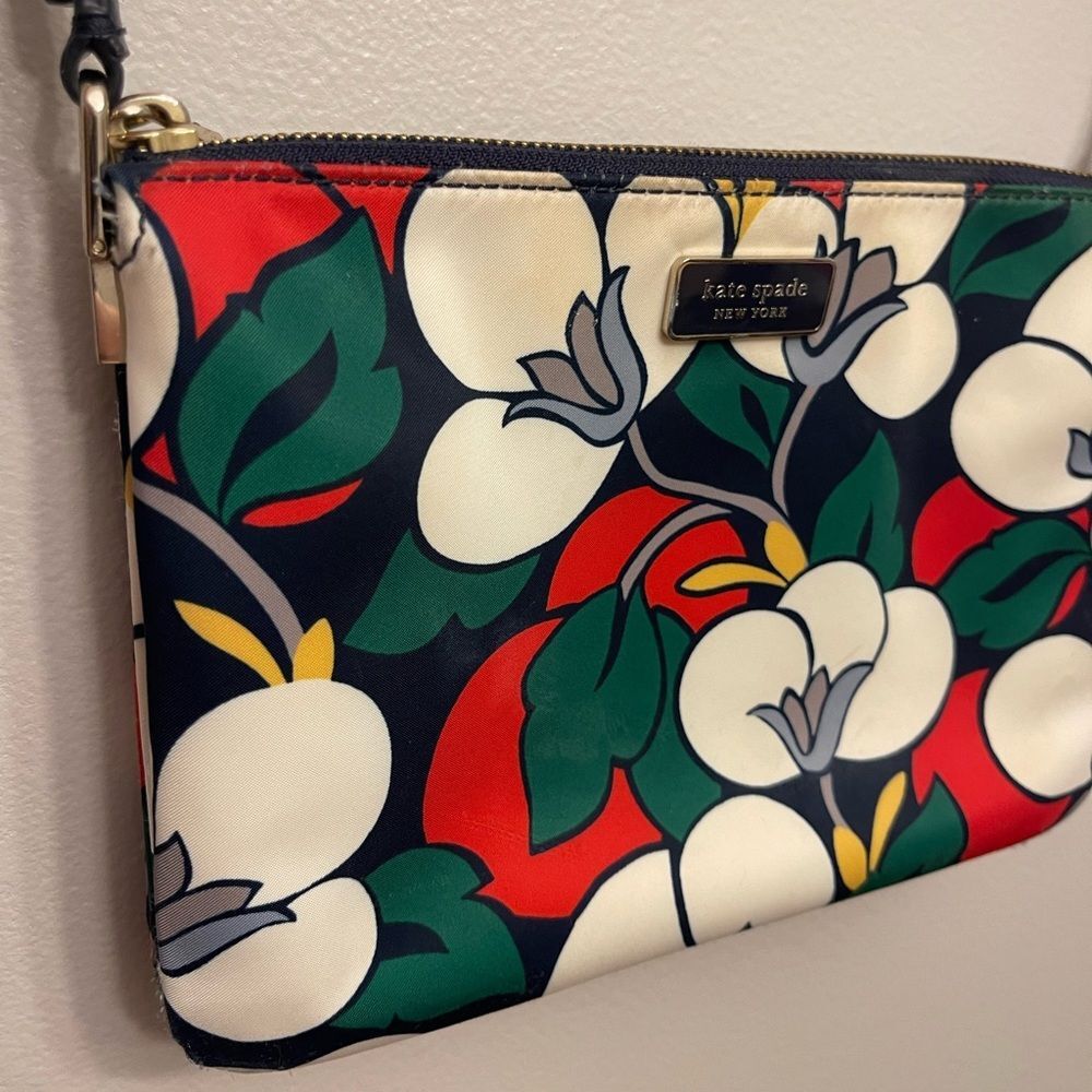 Kate Spade Triple Gusset Dawn Breezy Floral Crossbody Blazer Blue Lightweight - Picture 2 of 11